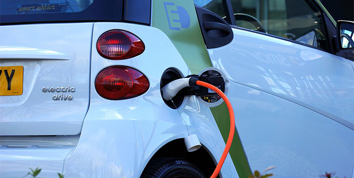 Borne de recharge en entreprise (parking ouvert au public) : aide financière